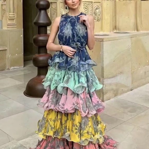 Designer-Style Layered Ruffled Women's Dress - Picture 12 of 12